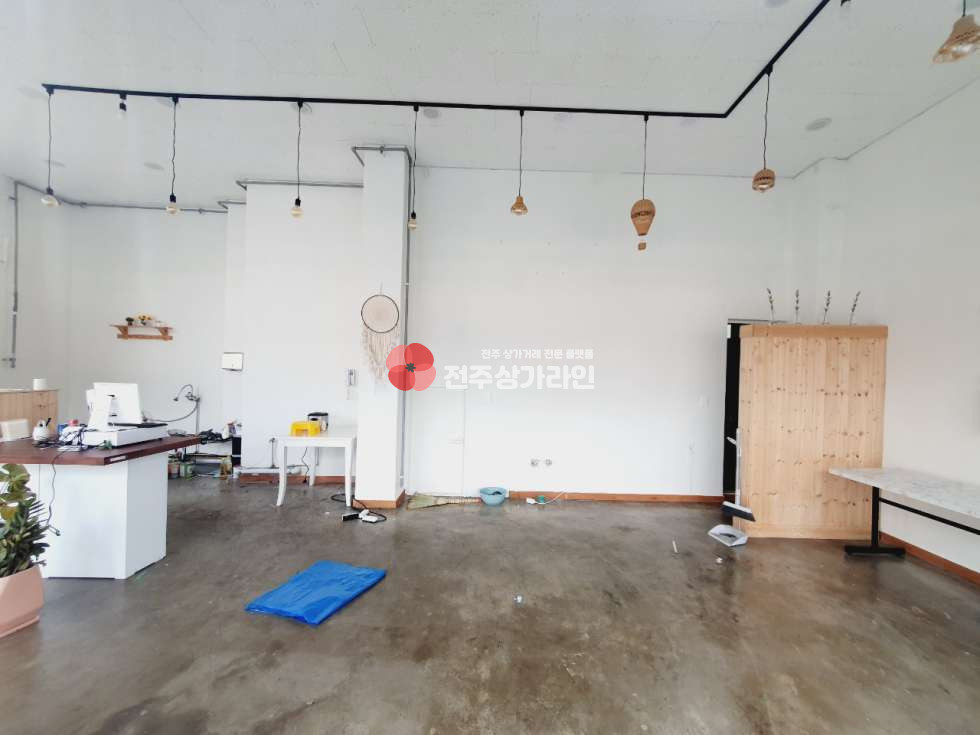 전북 전주완산구 효자동3가 위치 굿 시인성 굿 문학초부근 상가 월세 매물번호 11741 사진 2