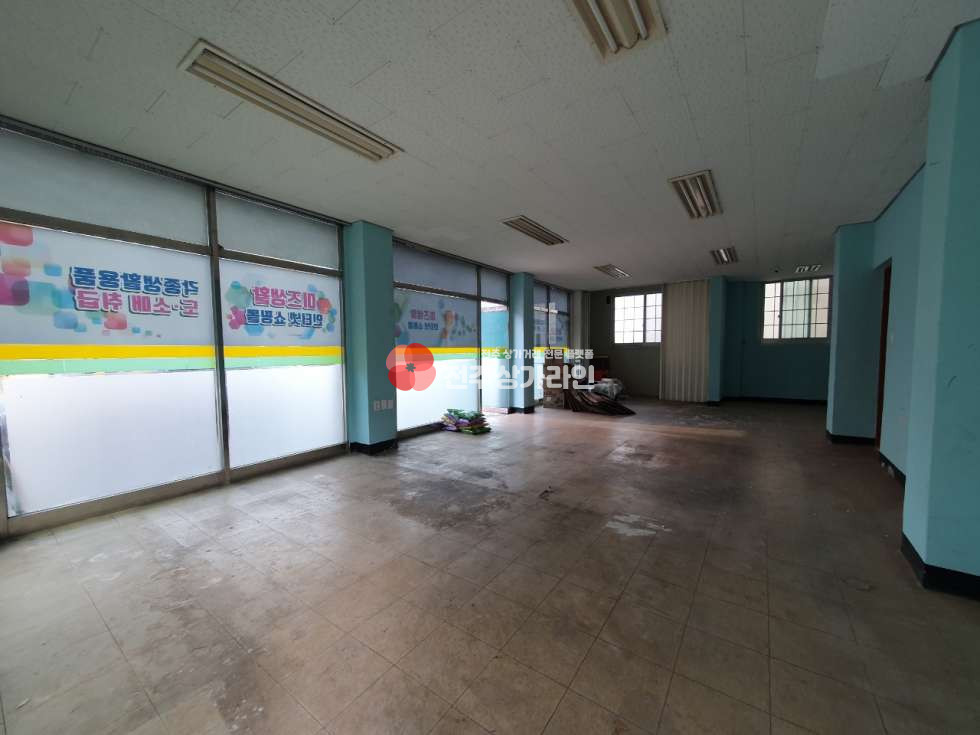 전북 전주완산구 효자동3가 코너변 상가 월세 매물번호 11607 사진 2