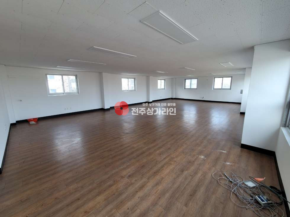 전북 전주완산구 효자동3가 신시가지 주변 사무실 월세 매물번호 11591 사진 2