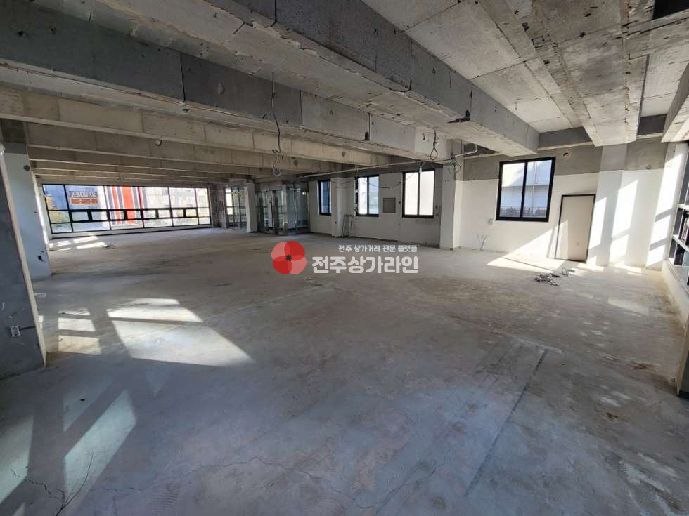 전북 전주완산구 효자동3가 신시가지 메인상가 월세 매물번호 11535 사진 1