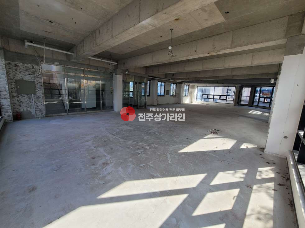 전북 전주완산구 효자동3가 신시가지 메인상가 월세 매물번호 11535 사진 2