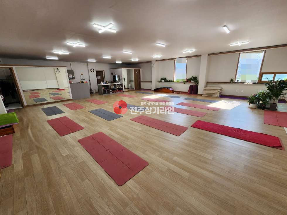 전북 전주완산구 삼천동1가 ⭐무권리금 요가원 양수받으실분 ⭐필라테스 및 피부샵 추천드려요⭐ 월세 매물번호 11858 사진 1