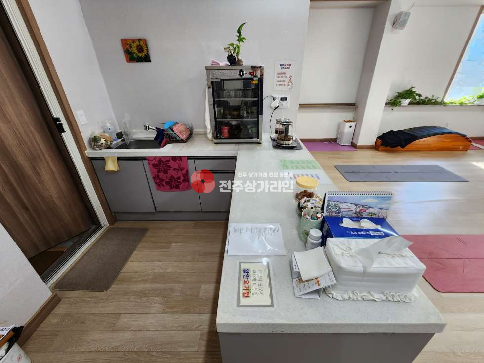 전북 전주완산구 삼천동1가 ⭐무권리금 요가원 양수받으실분 ⭐필라테스 및 피부샵 추천드려요⭐ 월세 매물번호 11858 사진 6