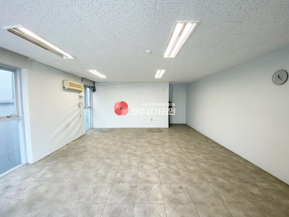 전북 전주완산구 중화산동2가 ⭐사무실 강력추천⭐깔끔한 인테리어⭐주차편하고 위치좋음⭐ 월세 매물번호 11893 사진 5