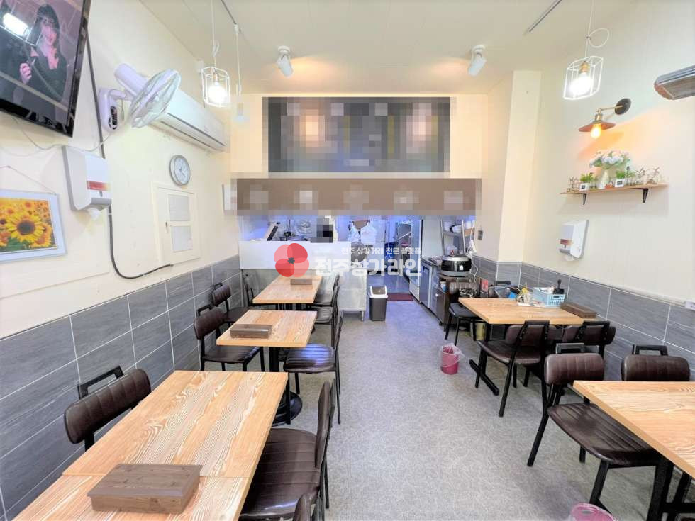 전북 전주완산구 효자동2가 ⭐김밥 집 양도 받으실분 추천 드려요⭐강력추천⭐즉시입주⭐ 월세 매물번호 12004 사진 3