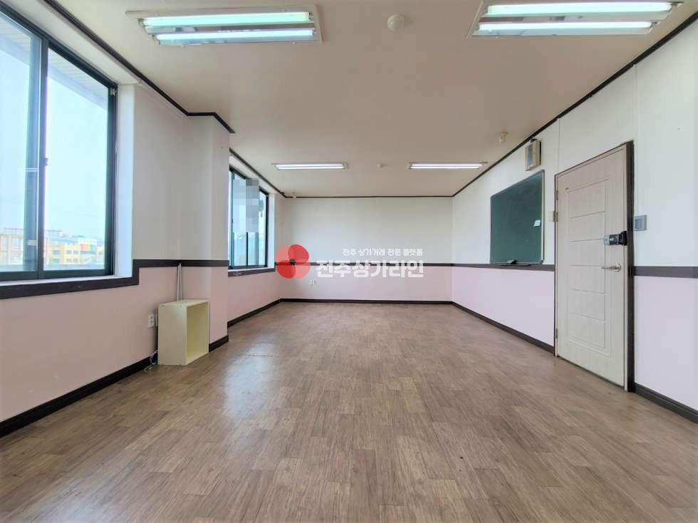 전북 전주완산구 서신동 ⭐사무실,학원,홍보관추천⭐즉시입주가능 월세 매물번호 12014 사진 1