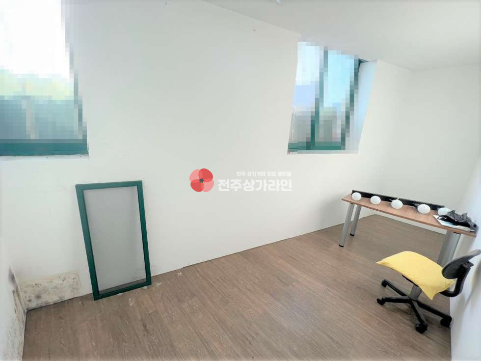 전북 전주완산구 서신동 ⭐학원,사무실,창고 용도 등⭐강력추천⭐즉시입주⭐ 월세 매물번호 12018 사진 9