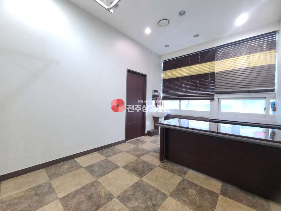 전북 전주완산구 효자동2가 ⭐내과,피부과,통증의학과강력추천⭐권리금없음⭐ 월세 매물번호 12038 사진 4