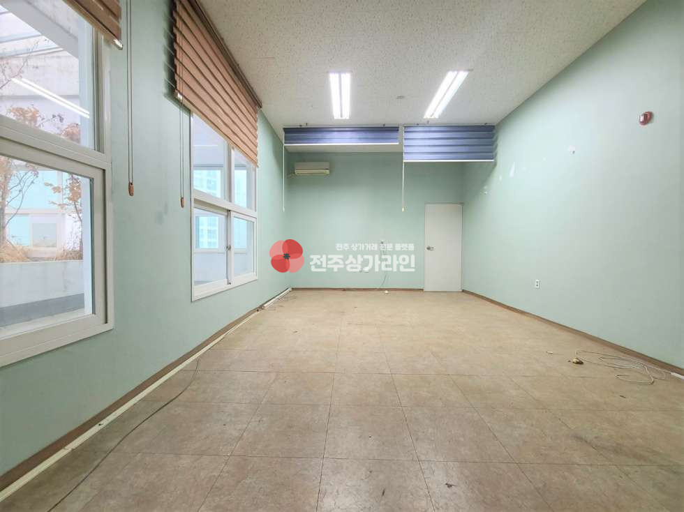 전북 전주완산구 효자동2가 ⭐사무실,대리점,홍보관강력추천⭐테라스사용가능⭐ 월세 매물번호 12037 사진 4