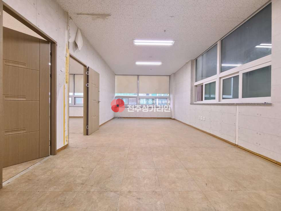 전북 전주완산구 효자동2가 ⭐사무실, 학원,병원 강력추천⭐권리금없음⭐ 월세 매물번호 12036 사진 4