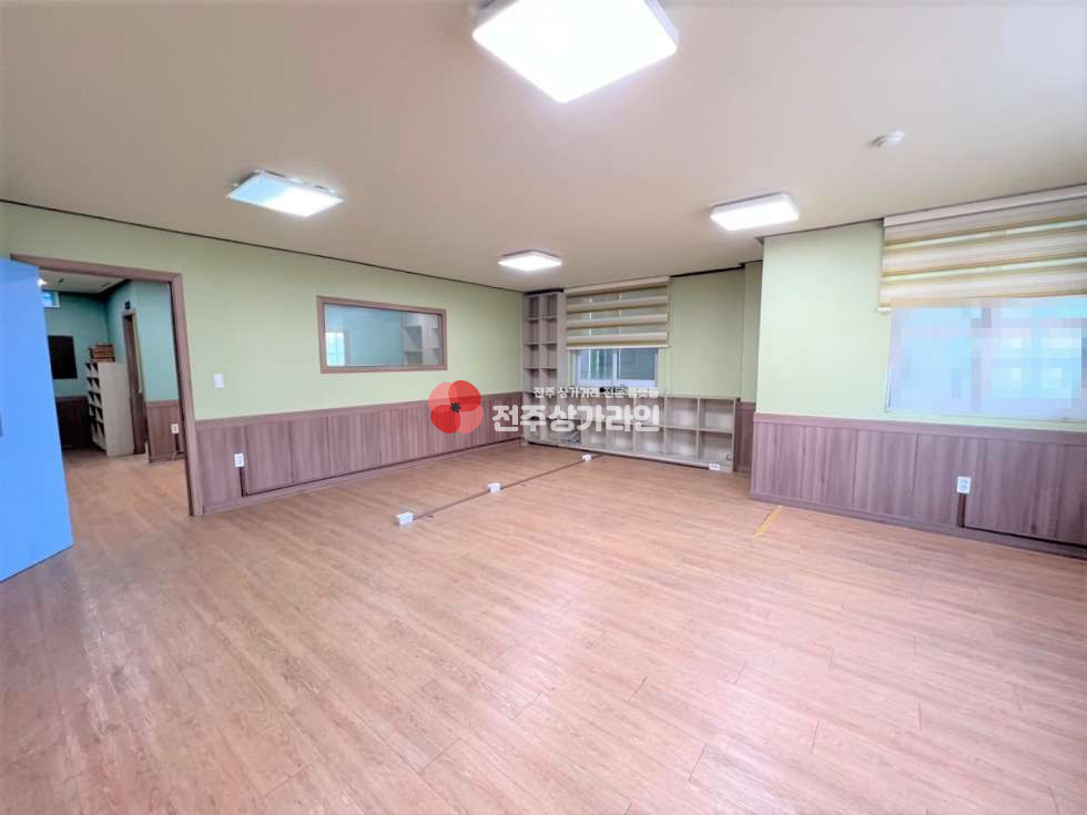 전북 전주완산구 중화산동2가 ⭐중화산동 메인거리 빌딩⭐어떤 업종이든 환영⭐강력추천⭐즉시입주⭐ 월세 매물번호 12125 사진 3