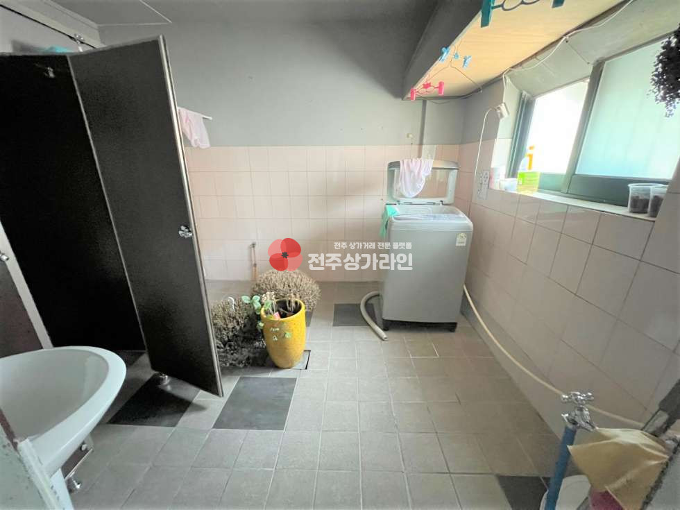 전북 전주완산구 효자동3가 ⭐유동인구 많아요⭐미용실 양도 받으실분 추천 드려요⭐강력추천⭐즉시입주⭐ 월세 매물번호 12156 사진 4