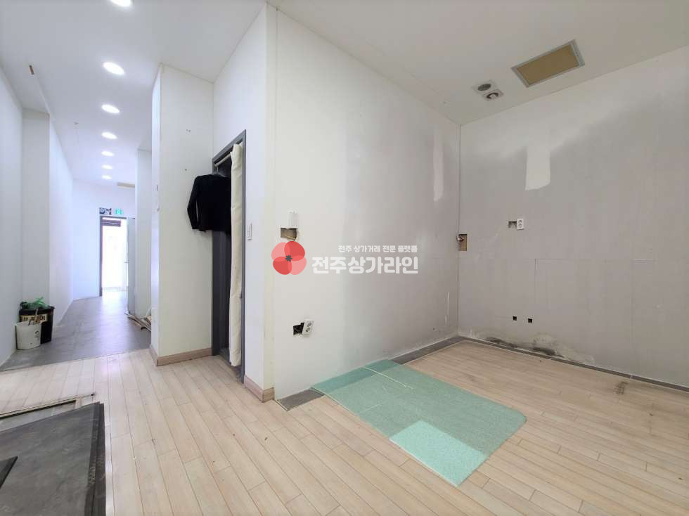전북 전주완산구 효자동2가 ⭐약국,동물병원,병원,미용실⭐넓은공간⭐입지조건좋음⭐ 월세 매물번호 12172 사진 8