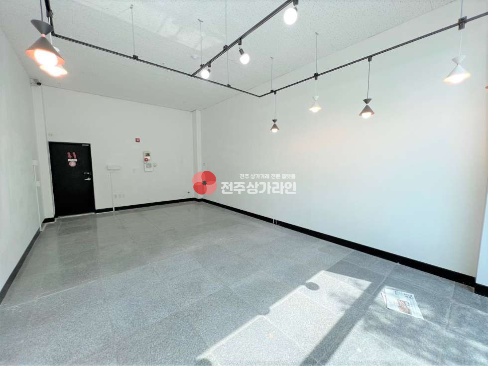 전북 전주덕진구 덕진동2가 ⭐아파트 앞 상가⭐어떤 업종이든 추천 드려요⭐강력추천⭐즉시입주⭐ 월세 매물번호 12189 사진 6