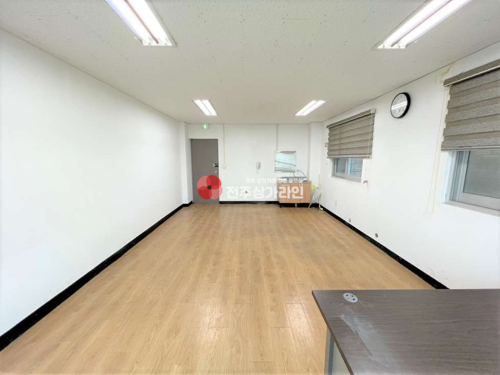 전북 전주완산구 효자동3가 ⭐대로변 앞⭐저렴한 3층 상가 엘베OK⭐입맛에 맞춰서 사용 하세요!⭐강력추천⭐즉시입주⭐ 월세 매물번호 12269 사진 4