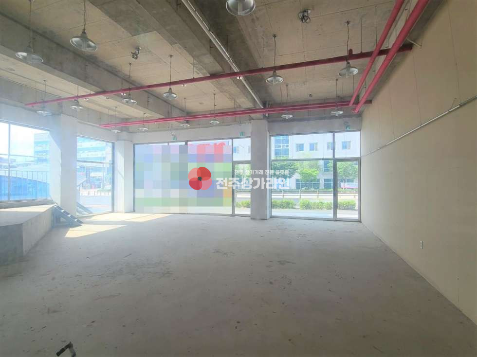 전북 전주완산구 효자동1가 ⭐카페/용품점/미용⭐다양한업종가능해요⭐ 월세 매물번호 12356 사진 1