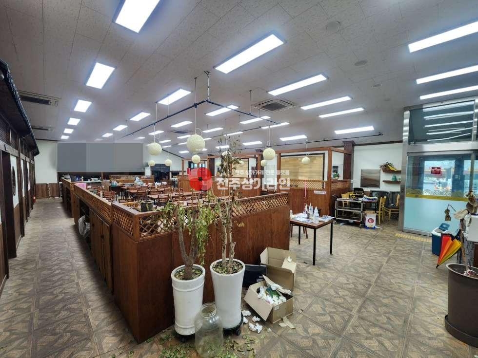 전북 전주완산구 전동 ⭐식당상가⭐이런상가는없었다⭐대형주차장⭐협의가능⭐모든시설완비⭐정비후바로시작⭐ 월세 매물번호 12361 사진 2