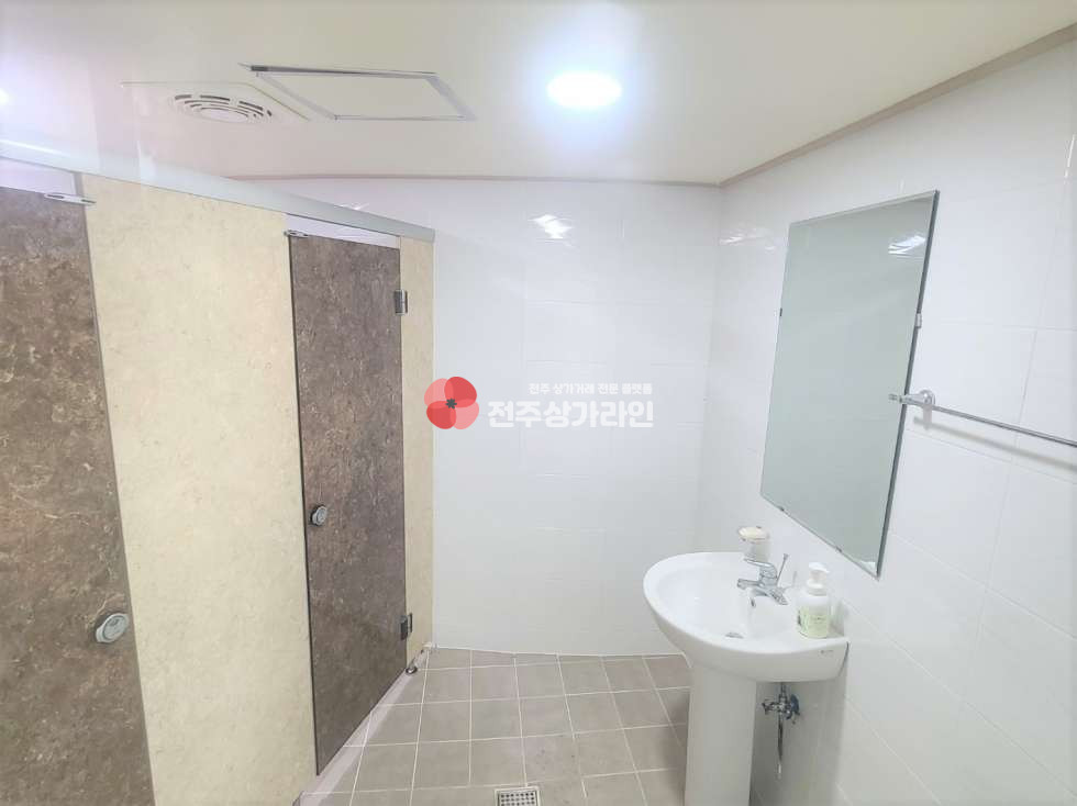전북 전주덕진구 중동 ⭐자동차관련시설/음식점/판매전시장⭐다양하게활용할수있어요⭐내부깔끔합니다⭐ 월세 매물번호 12363 사진 17
