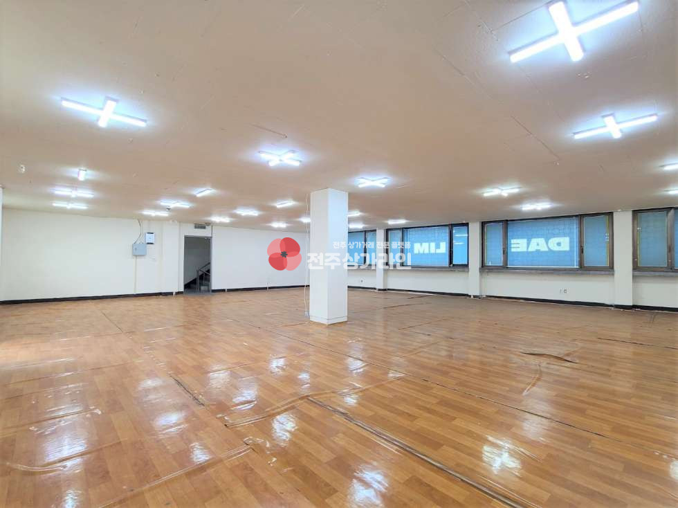 전북 전주완산구 서신동 ⭐저렴하고넓은사무실⭐아파트단지와초등학교가근처에있어요⭐ 월세 매물번호 12397 사진 5