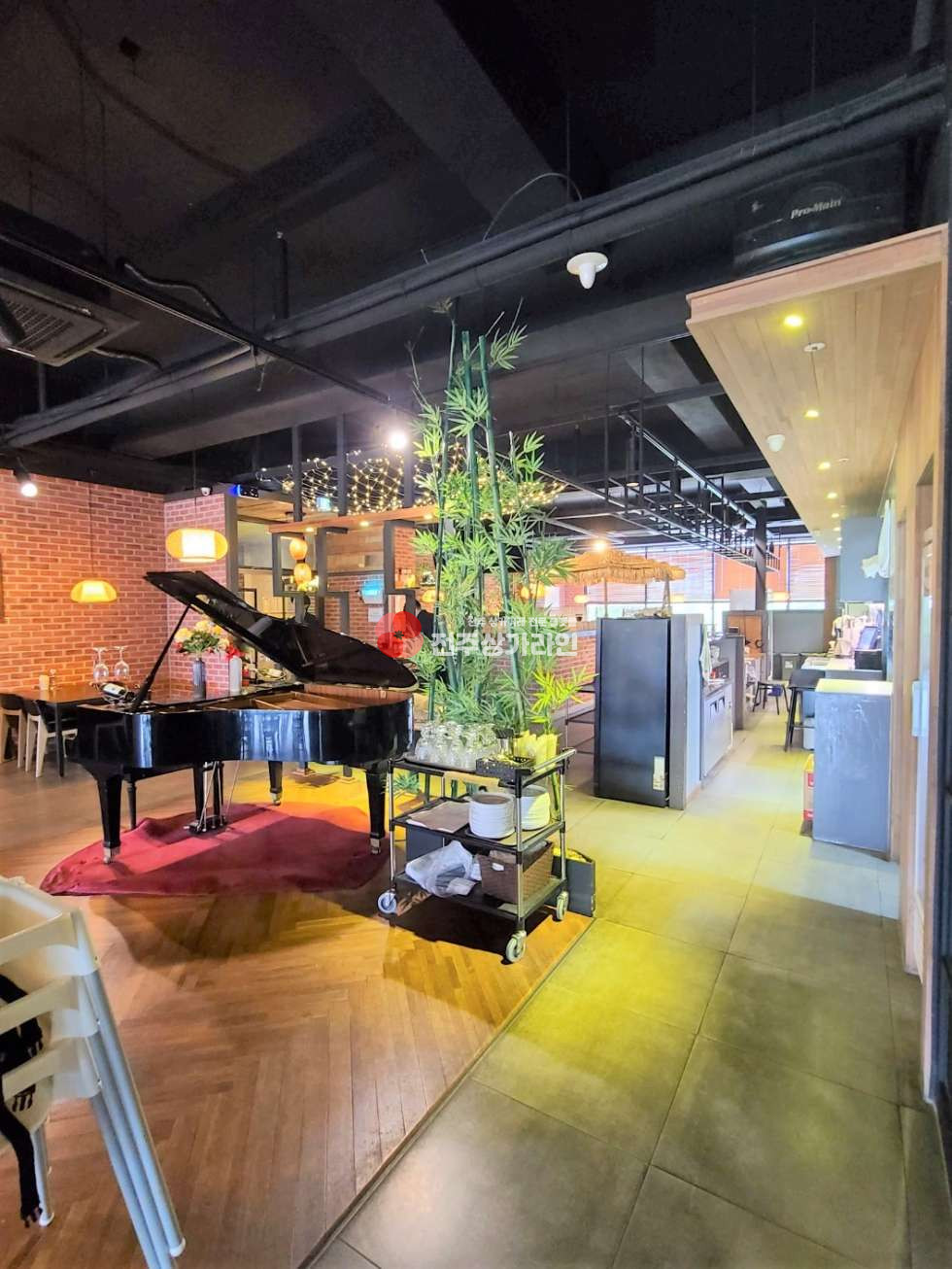 전북 전주덕진구 장동 ⭐기지제가 한눈에보이는 전망좋은 식당입니다⭐돈버는자리추천합니다⭐ 월세 매물번호 12318 사진 17