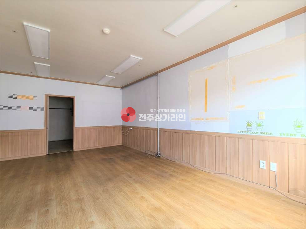 전북 전주덕진구 송천동1가 ⭐소규모판매점/피부/미용⭐가스시설있어요⭐ 월세 매물번호 12399 사진 1