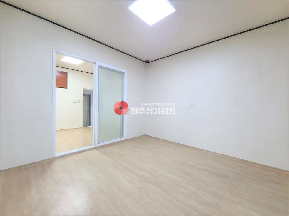 전북 전주완산구 다가동1가 ⭐상가와주택을동시에사용가능해요⭐뒷문이별도로있어요⭐ 월세 매물번호 12480 사진 4