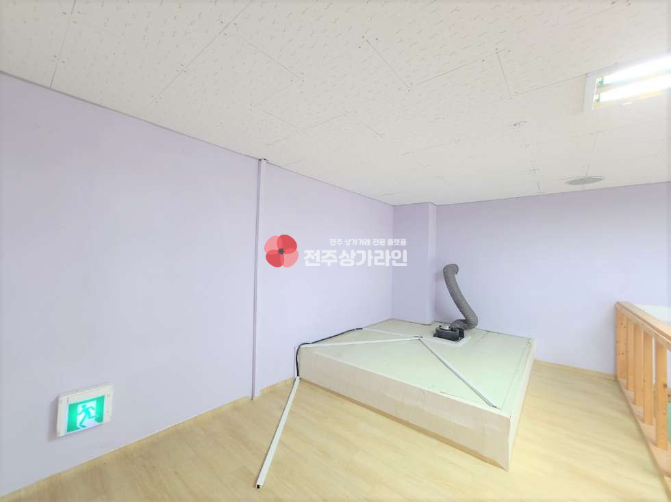 전북 전주완산구 효자동2가 ⭐피부/미용/소매점/작업실/공방⭐층고가높아요⭐ 월세 매물번호 12483 사진 3