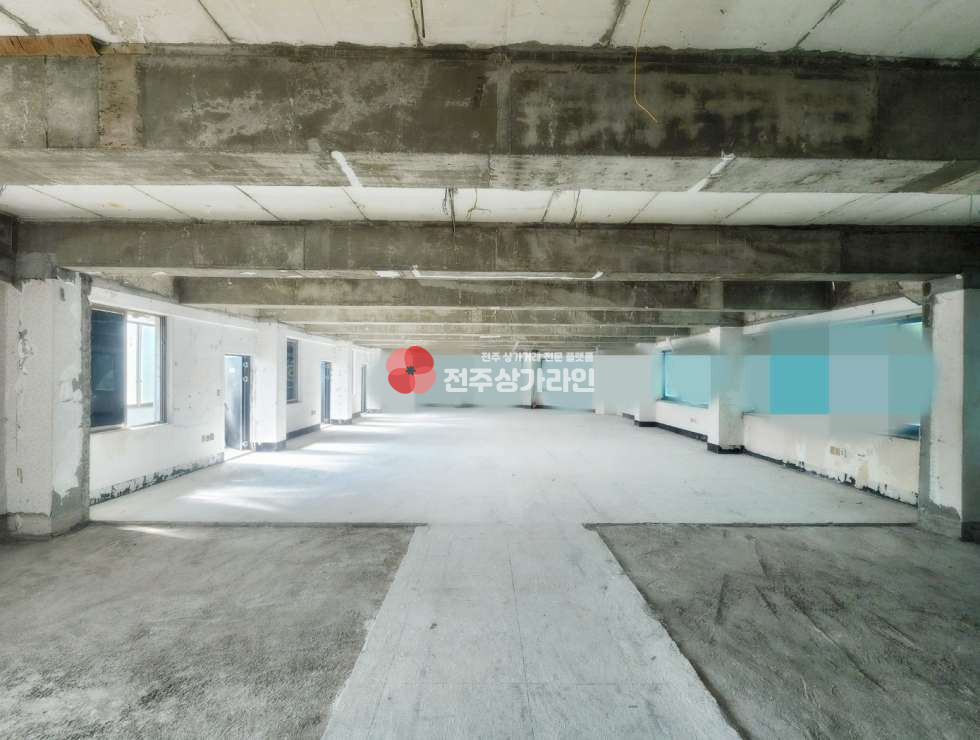전북 전주덕진구 송천동1가 ⭐넓은상가⭐평수넓음⭐pc방⭐체육관련⭐화장실별도⭐접근성좋음⭐유동인구많음⭐ 월세 매물번호 12506 사진 1