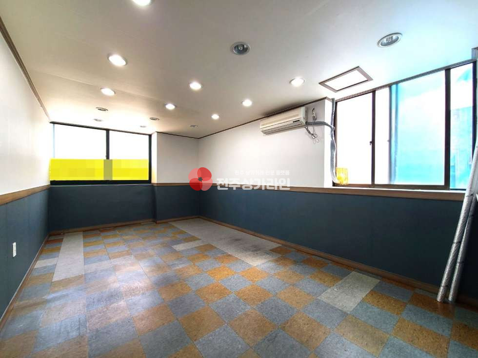 전북 전주완산구 삼천동1가 ⭐교육관련사무실/학원⭐초등학교정문앞상권⭐ 월세 매물번호 12555 사진 1