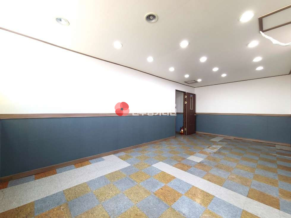 전북 전주완산구 삼천동1가 ⭐교육관련사무실/학원⭐초등학교정문앞상권⭐ 월세 매물번호 12555 사진 6