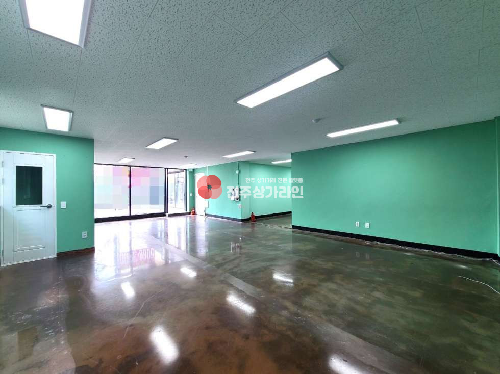 전북 전주완산구 효자동2가 ⭐학원/교습소/교육관련사무실/학습지⭐화장실남여분리되어있어요⭐실용적인공간⭐ 월세 매물번호 12573 사진 3