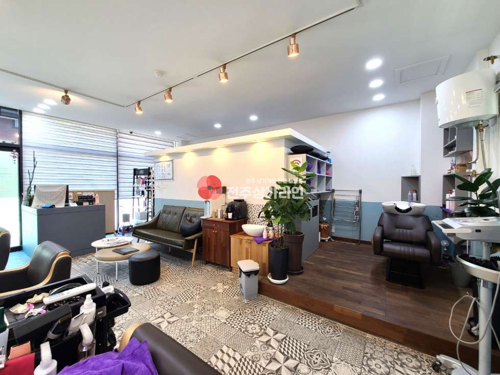 전북 전주완산구 중노송동 ⭐미용실양도양수⭐인테리어잘되어있는상가⭐바로시작할 수 있는미용실⭐ 월세 매물번호 12575 사진 4
