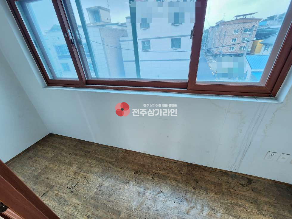 전북 전주완산구 효자동3가 ⭐사무실, 교회 추천⭐대로변상가⭐옵션 냉난방기, 싱크대⭐ 월세 매물번호 12551 사진 8
