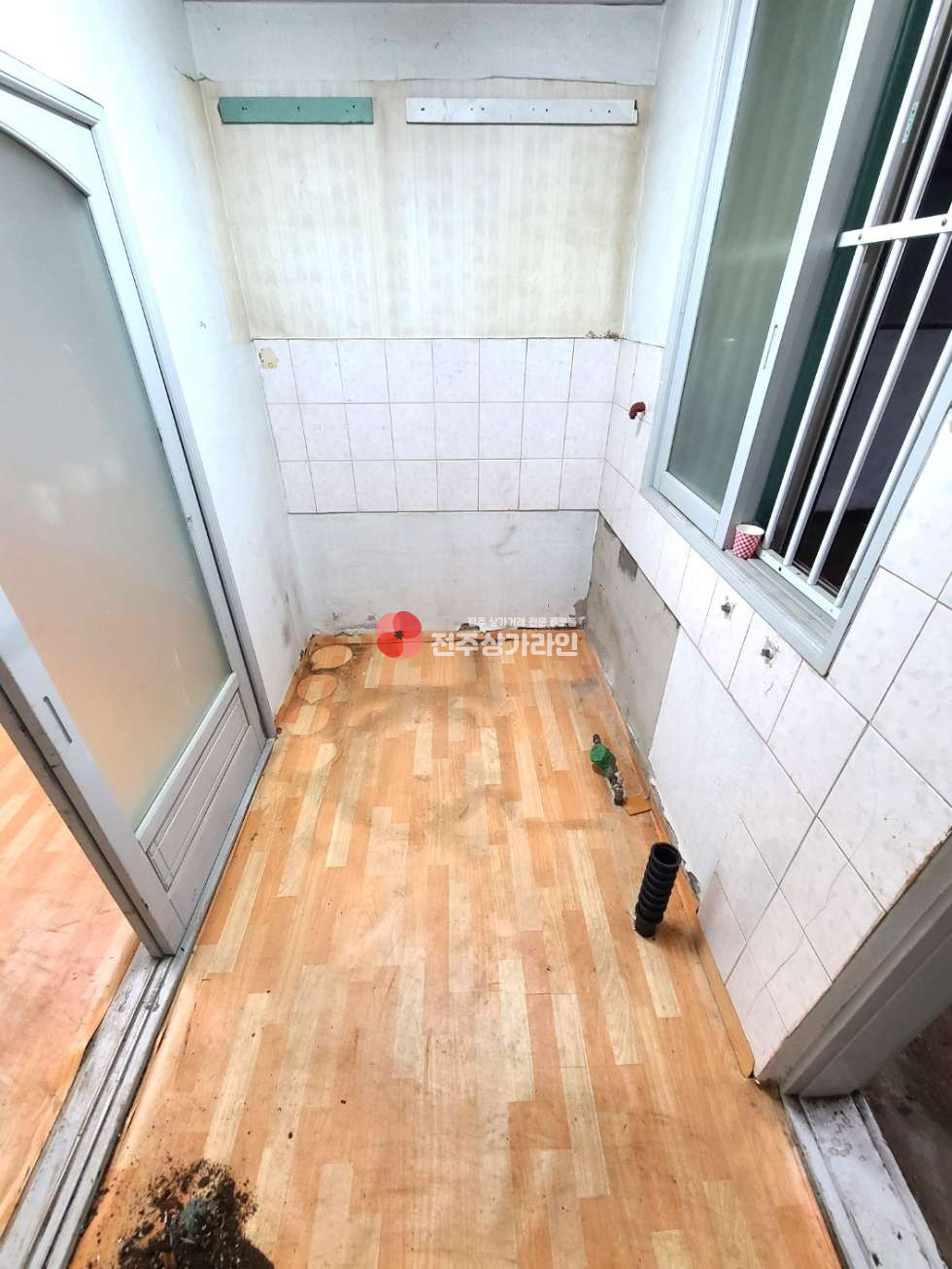 전북 전주완산구 서신동 ⭐방문재가/요양사무소/피부/네일/창고형사무실/유통사무실⭐가성비좋은상가⭐ 월세 매물번호 12614 사진 6