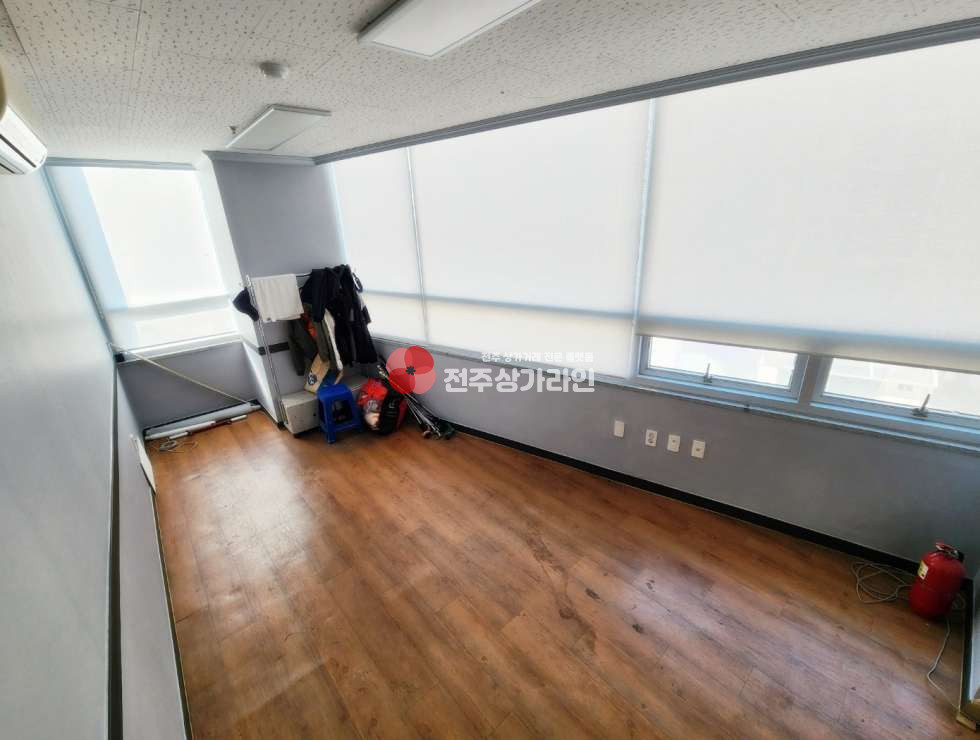 전북 전주덕진구 인후동1가 ⭐학원상가⭐방4개⭐위치좋아요⭐실내인테리어깔끔⭐ 월세 매물번호 12660 사진 6