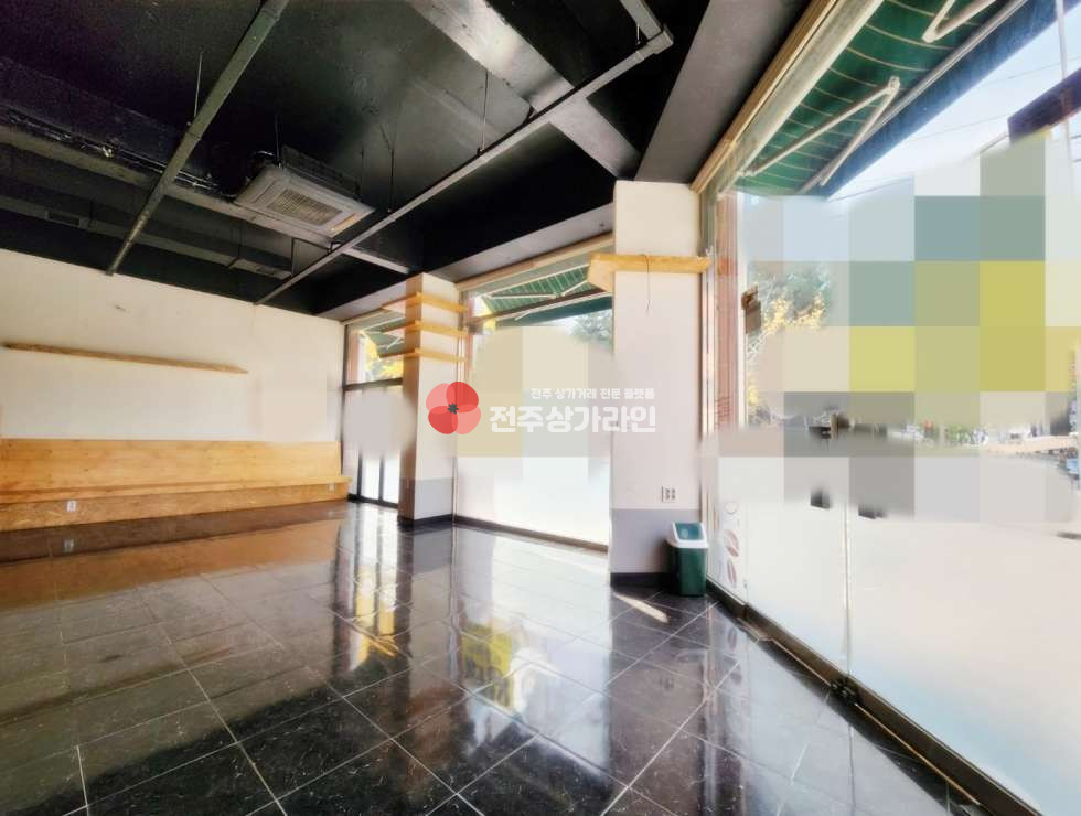 전북 전주덕진구 우아동3가 ⭐커피숍자리상가⭐대로변위치⭐유동인구많음⭐깔끔한내부시설⭐ 월세 매물번호 12682 사진 4