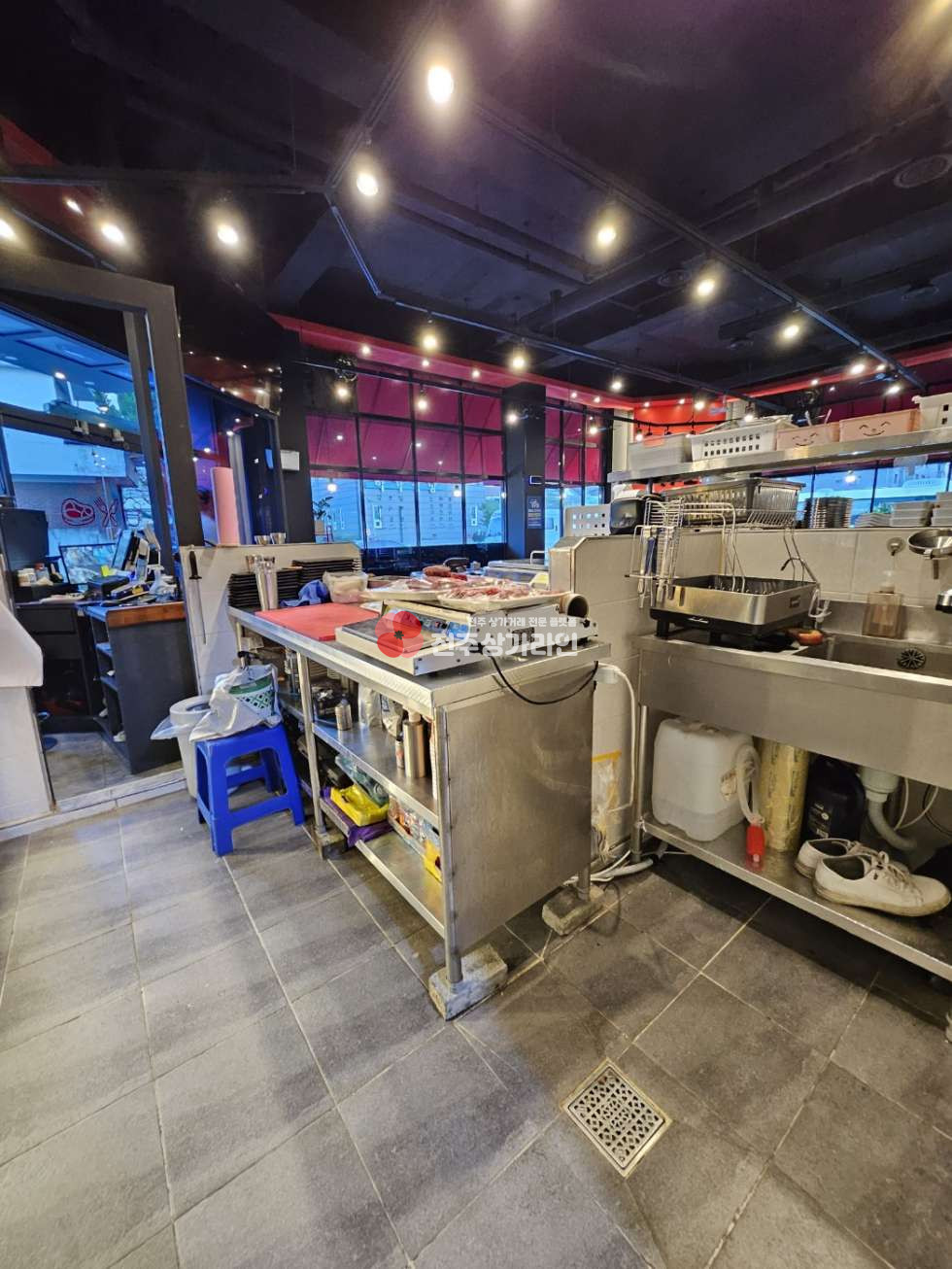 전북 전주덕진구 덕진동2가 ⭐고깃집양도받으실분⭐깔끔한인테리어⭐모든설비,장비,가구 양도⭐깔끔한화장실,좋은상권⭐ 월세 매물번호 12689 사진 12