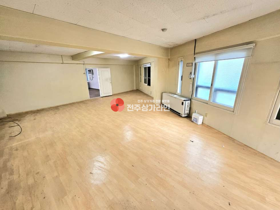 전북 전주완산구 중화산동2가 ⭐사무실로 이용하실분들께 추천⭐넓은평수⭐평수대비 합리적인 임대료⭐대로변인접 월세 매물번호 12694 사진 6