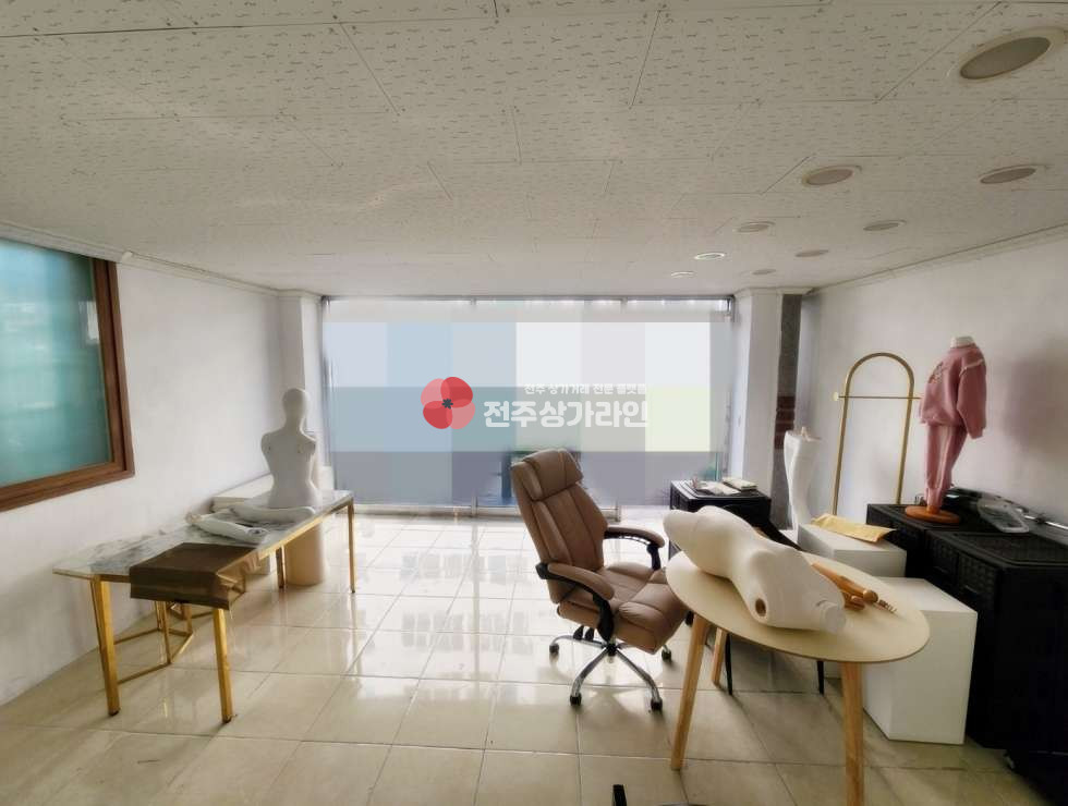 전북 전주덕진구 송천동1가 ⭐사무실용상가⭐공방가능⭐평수넓은상가⭐개방형유리창⭐깔끔해요⭐ 월세 매물번호 12737 사진 3