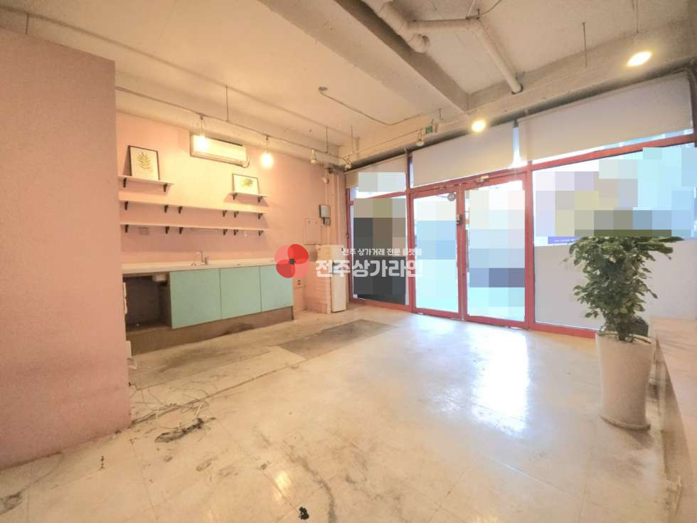전북 전주완산구 효자동3가 ⭐미용관련업하실분 추천⭐자유업종추천⭐유동인구좋음⭐주차공간⭐ 월세 매물번호 12739 사진 2