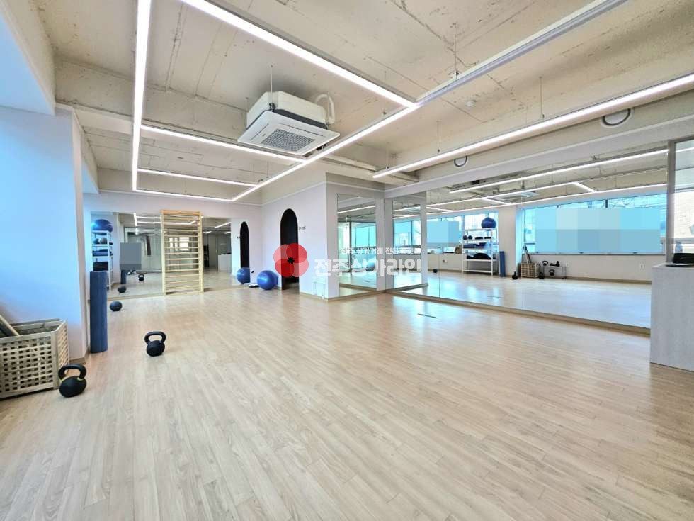 전북 전주완산구 경원동3가 ⭐재활치료센터,필라테스,운동시설 추천⭐건물전용주차장⭐깔끔한인테리어⭐ 월세 매물번호 12787 사진 1