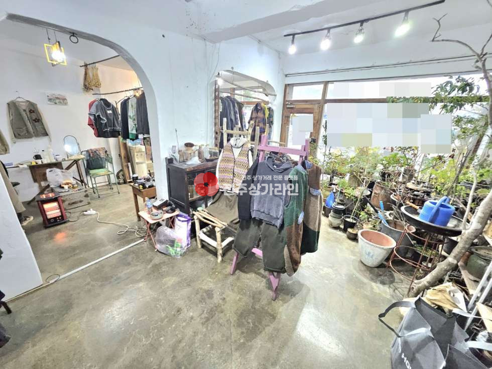 전북 전주완산구 남노송동 ⭐꽃집,옷가게,공방,자유업종 강력추천⭐드라마촬영지⭐유동인구최고⭐ 월세 매물번호 12793 사진 1