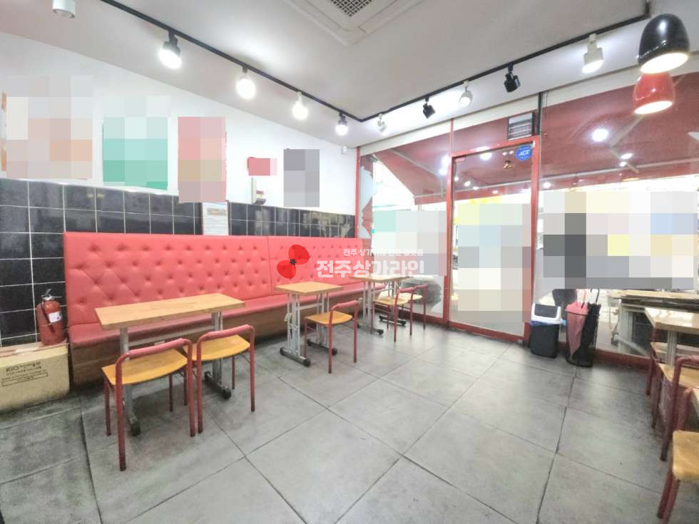 전북 전주완산구 중화산동2가 ⭐브랜드떡볶이집 양도양수 받으실분 추천⭐대로변인접⭐유동인구좋음⭐깔끔한인테리어⭐ 월세 매물번호 12796 사진 1