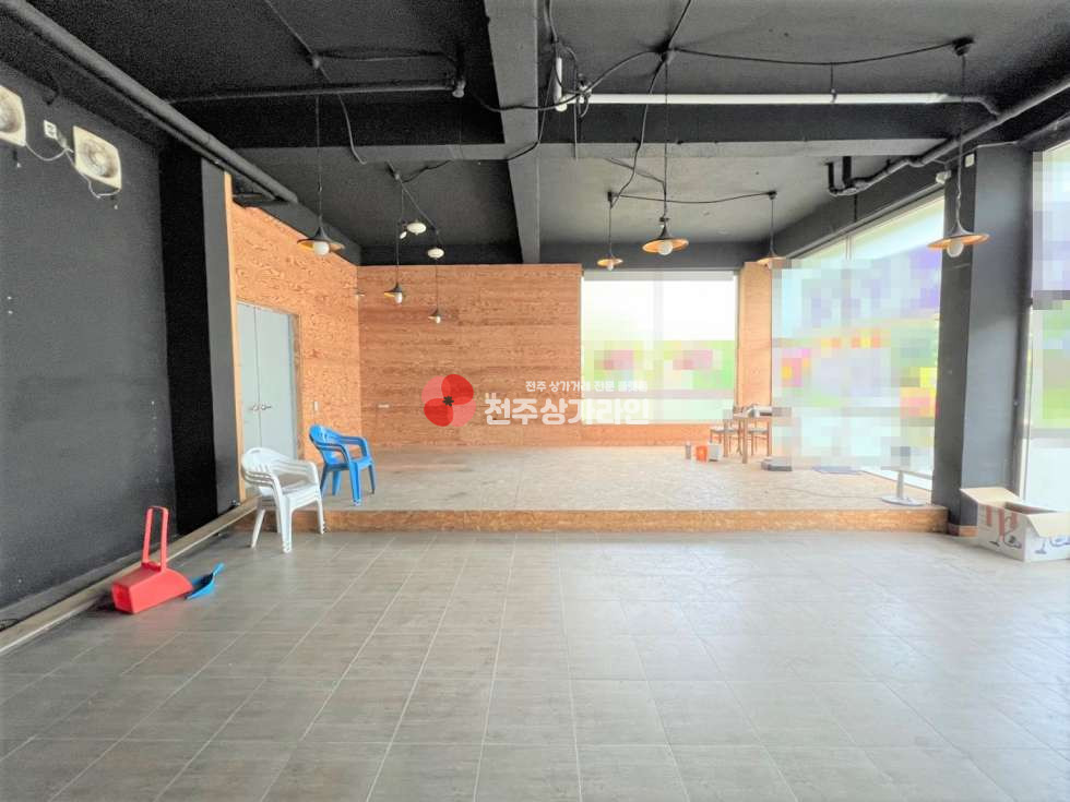 전북 전주완산구 효자동2가 ⭐위치 좋은 상가로 어떤 업종이든 추천 드려요⭐강력추천⭐즉시입주⭐ 월세 매물번호 12173 사진 3