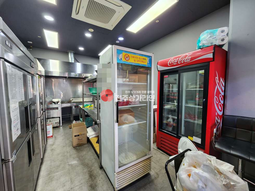 전북 전주완산구 효자동2가 ⭐신시가지 배달전문 프렌차이즈 치킨집⭐노하우전수⭐강력추천⭐ 월세 매물번호 12978 사진 2