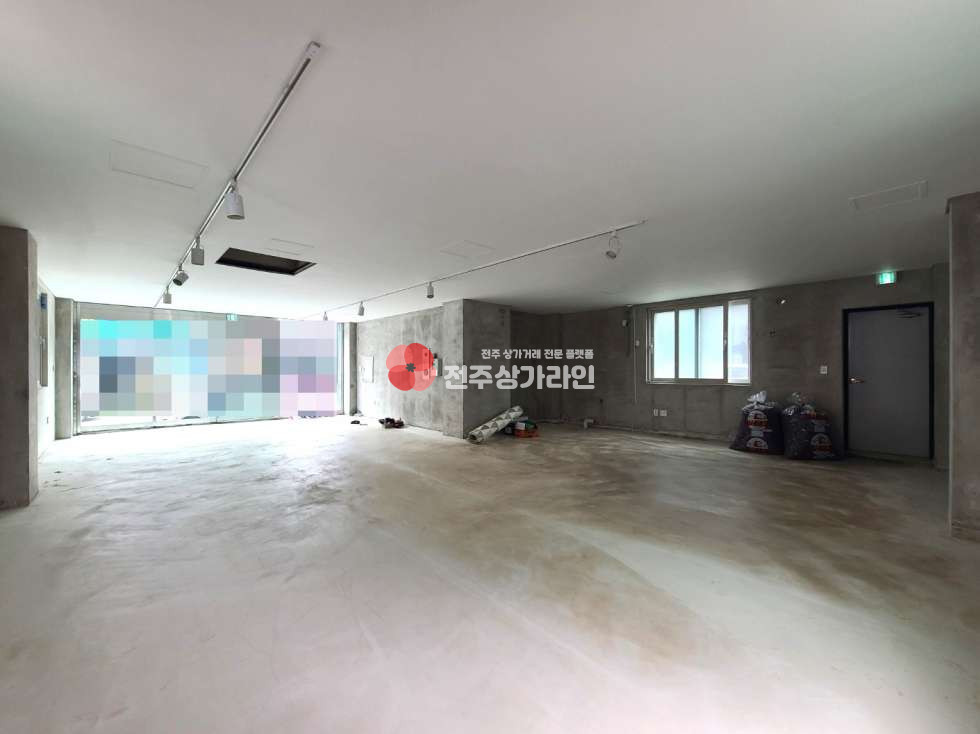 전북 전주완산구 평화동1가 ⭐주류창고/미용/피부/창고형사무실/사무실⭐주차장이바로옆에있어요⭐ 월세 매물번호 12610 사진 3