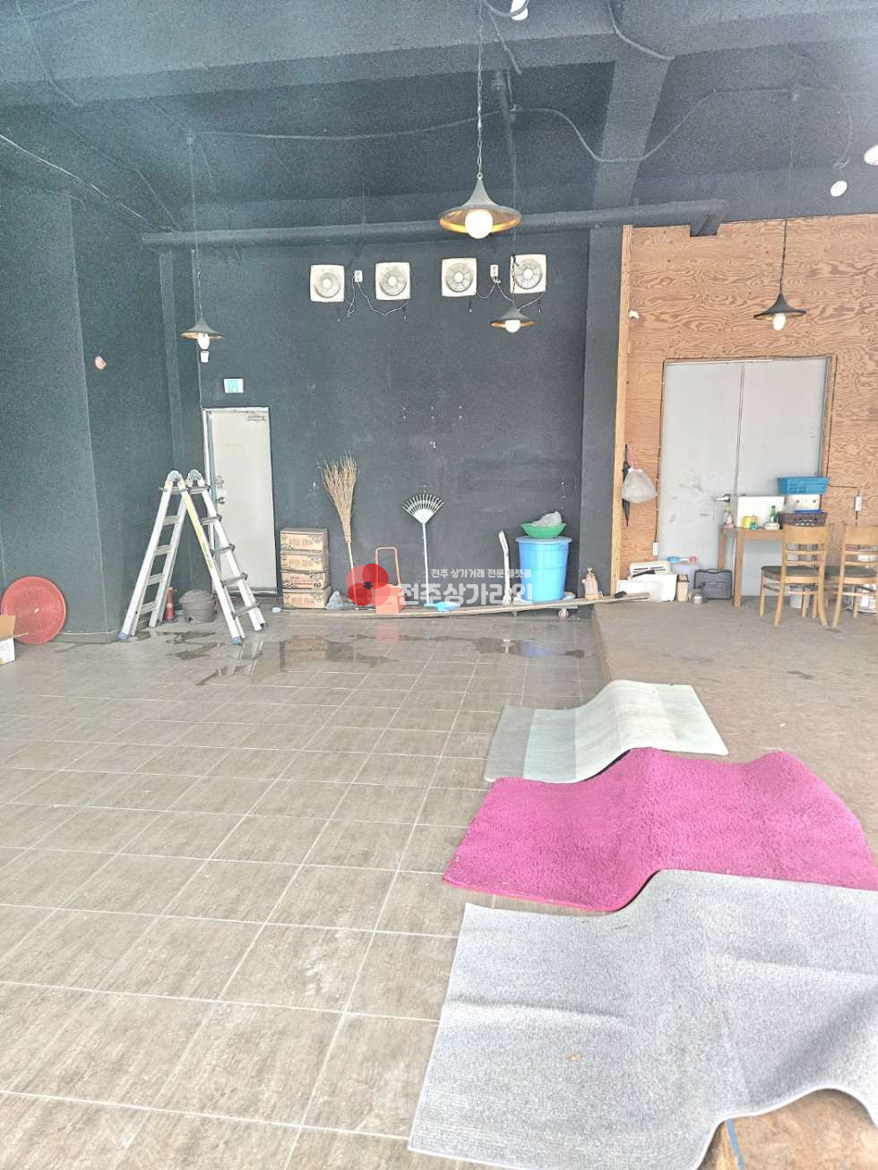 전북 전주완산구 효자동2가 ⭐꽃집, 음식점,가맥집,무인판매점 등 자유업종 추천⭐깔끔한인테리어⭐모든업종가능⭐ 월세 매물번호 13000 사진 3