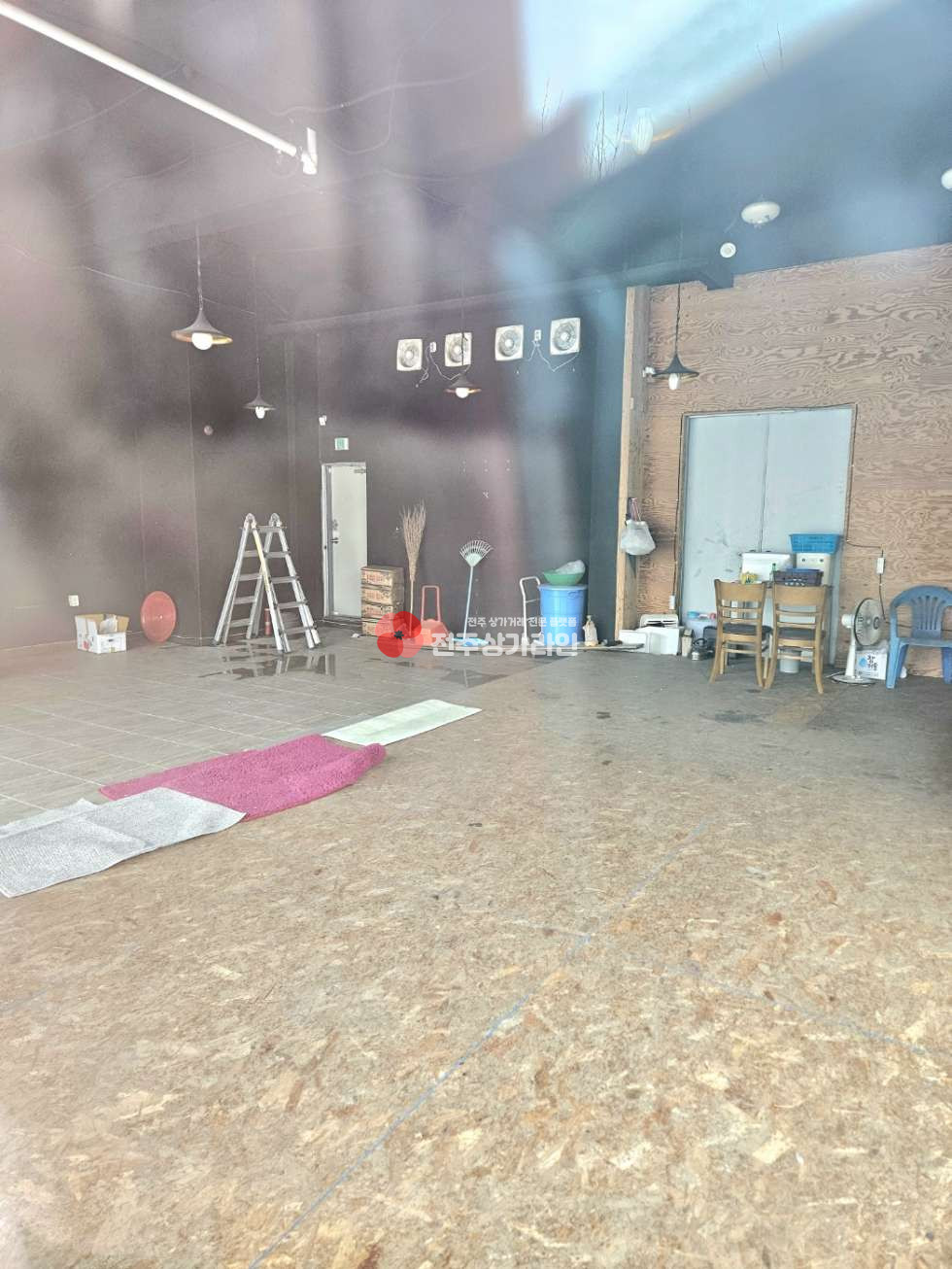 전북 전주완산구 효자동2가 ⭐꽃집, 음식점,가맥집,무인판매점 등 자유업종 추천⭐깔끔한인테리어⭐모든업종가능⭐ 월세 매물번호 13000 사진 4