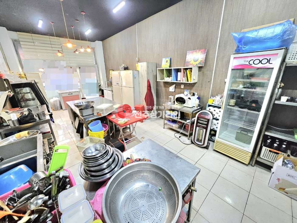 전북 전주완산구 효자동2가 ⭐반찬가게 양도받으실분 추천⭐합리적인임대료⭐모든집기완비⭐유동인구좋음⭐ 월세 매물번호 13030 사진 4