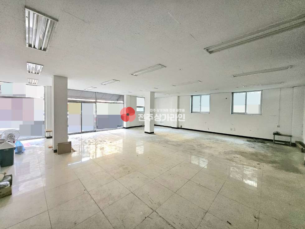 전북 전주덕진구 송천동1가 ⭐가맥집,음식점,편의점,약국,카페 등 자유업종 추천⭐기본인테리어⭐빌라촌인접⭐ 월세 매물번호 13034 사진 4